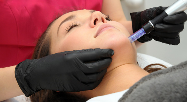 Mezoterapia iglowa i mikroiglowa Dermapen 4.0
